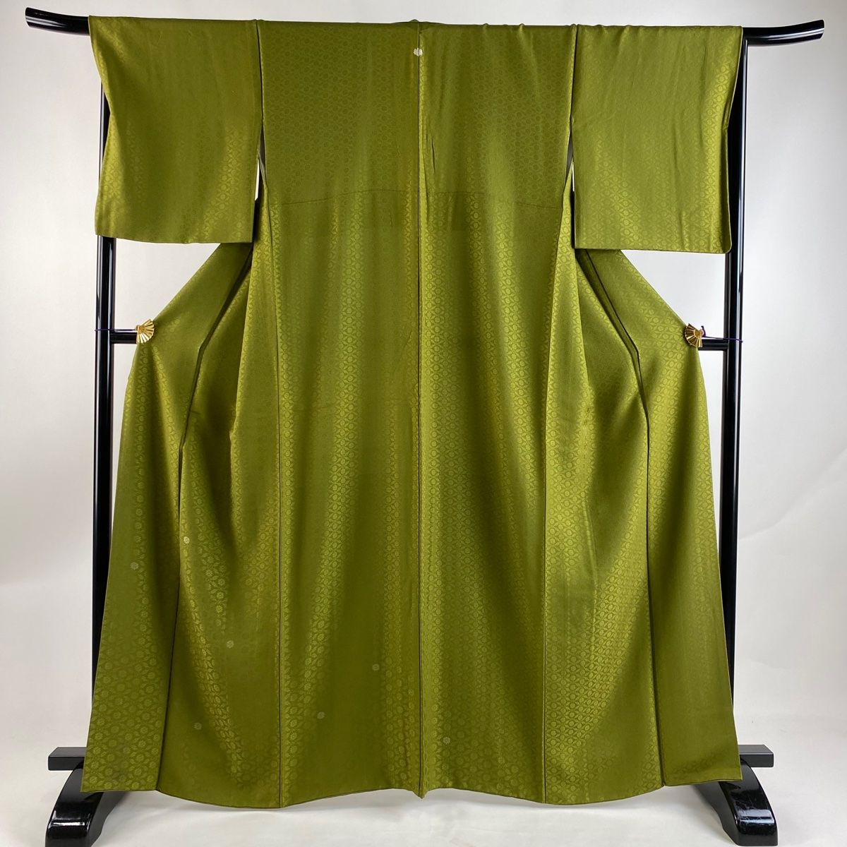 色無地 身丈164cm 裄丈66cm M 袷 地紋 よもぎ色 正絹 名品 一つ紋  