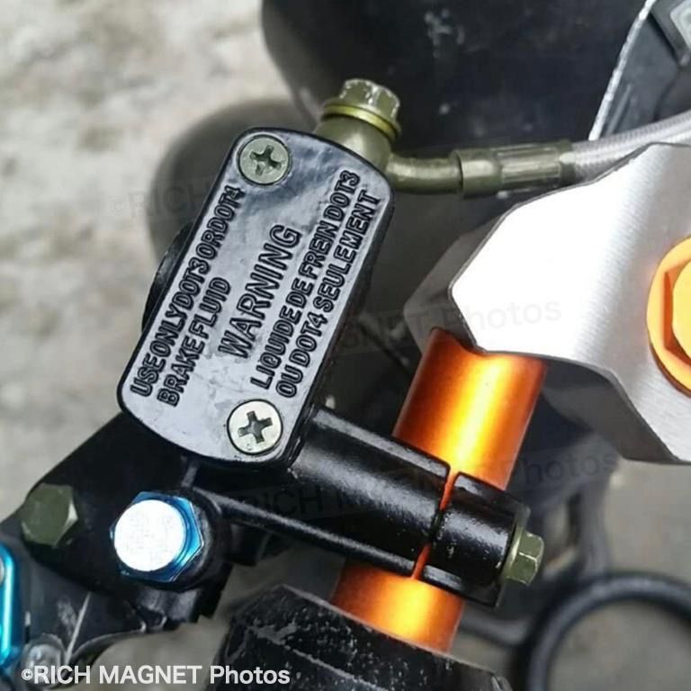 DIO 系 フロント ブレーキ マスターシリンダー 純正互換品 AF18 AF28 AF34 タクト汎用 社外品 スーパーDIO ライブDIO ZX  交換 : 店舗ツイてる - 通販 - Yahoo!ショッピング