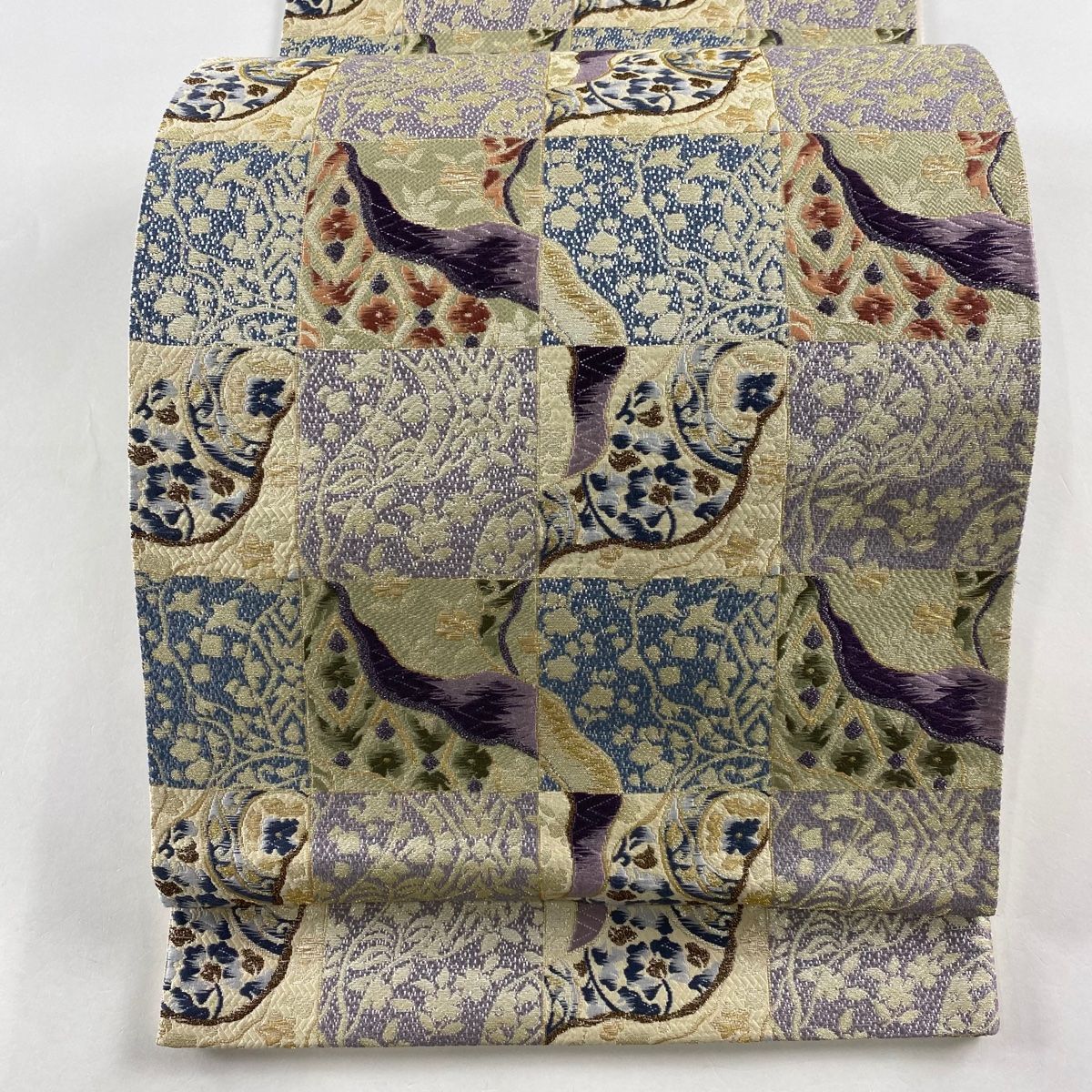 袋帯 名品 落款 本草木 御所染 漢方古代本紫 草花 格子 刺繍 金
