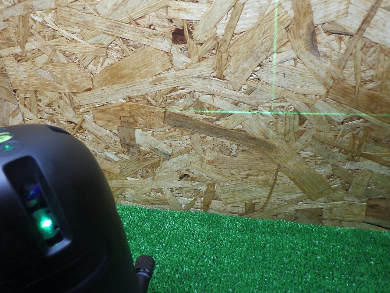 レーザー墨出し器 5ライングリーンレーザー