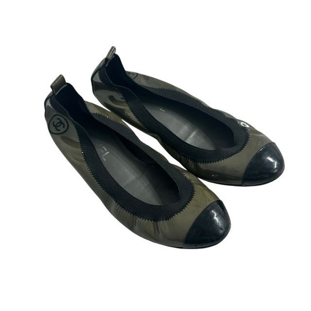 CHANEL：シャネル フラットシューズ - メルカリ