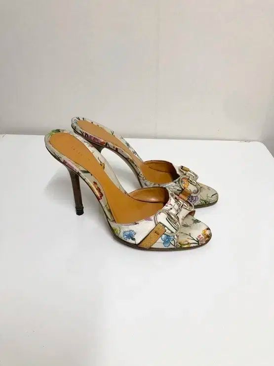 Gucci ホースビットミュールサンダル GUCCI - グッチ GUCCI ホースビット パイソン柄 パンプス