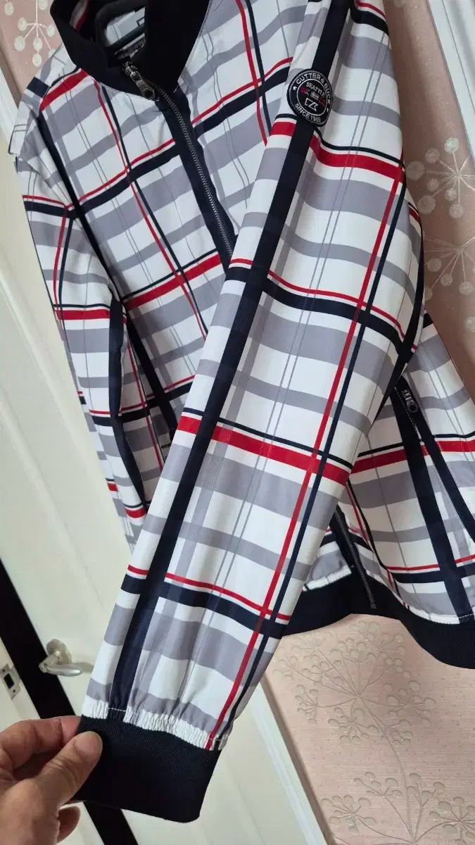 Cutter&Buck カッター&バック ウィンドブレーカー ゴルフウェア