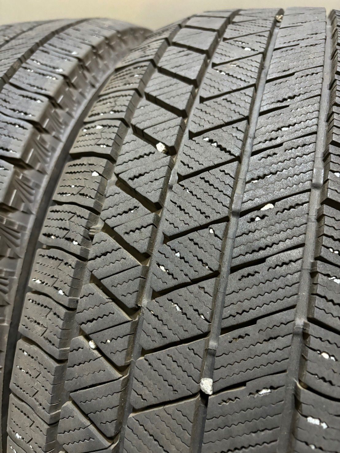 ブリヂストン ブリザック vrx3 195/65r15 23年製 美品 バリ山