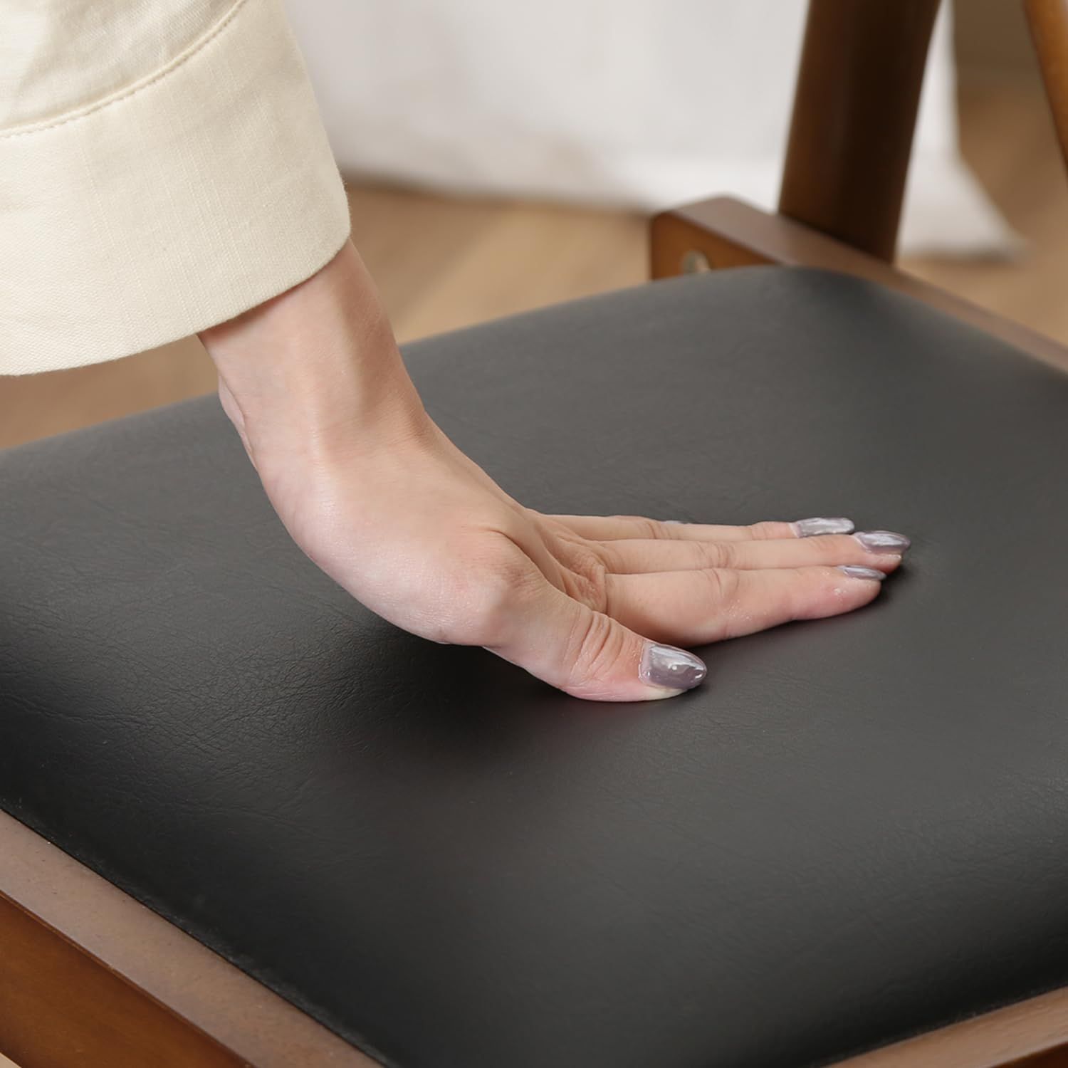 特価商品】軽量 天然木 持ち運び簡単 クッション付き 完成品 ミラン