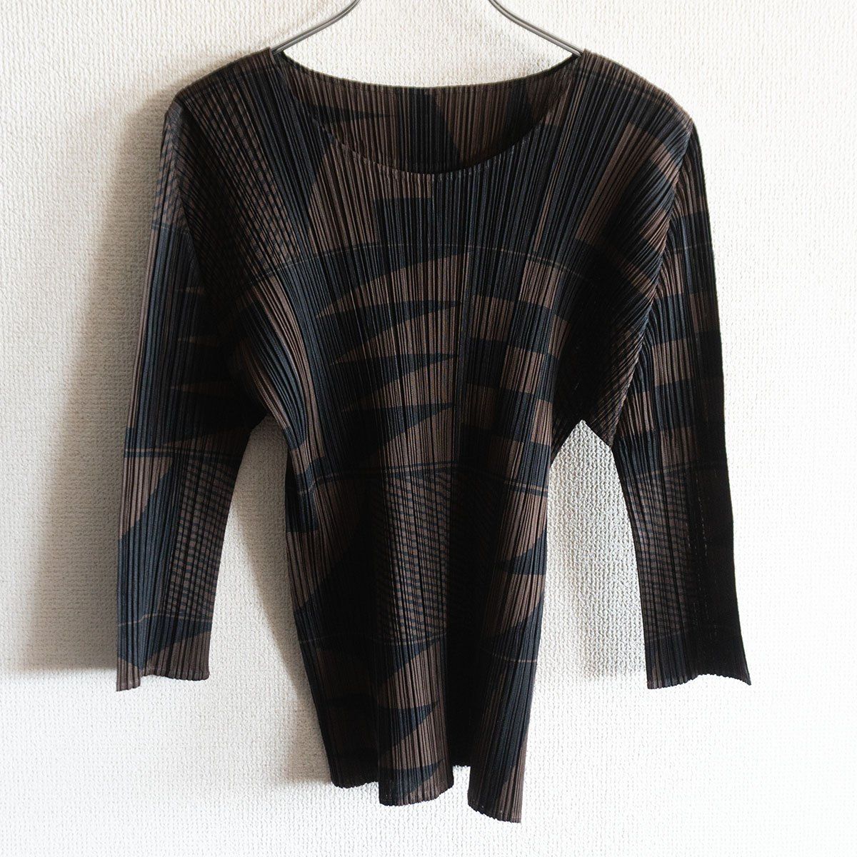 PLEATS PLEASE ISSEY MIYAKE - プリーツプリーズ イッセイミヤケ カットソー PLEATS PLEASE ISSEY MIYAKE - イッセイミヤケ プリーツプリーズ