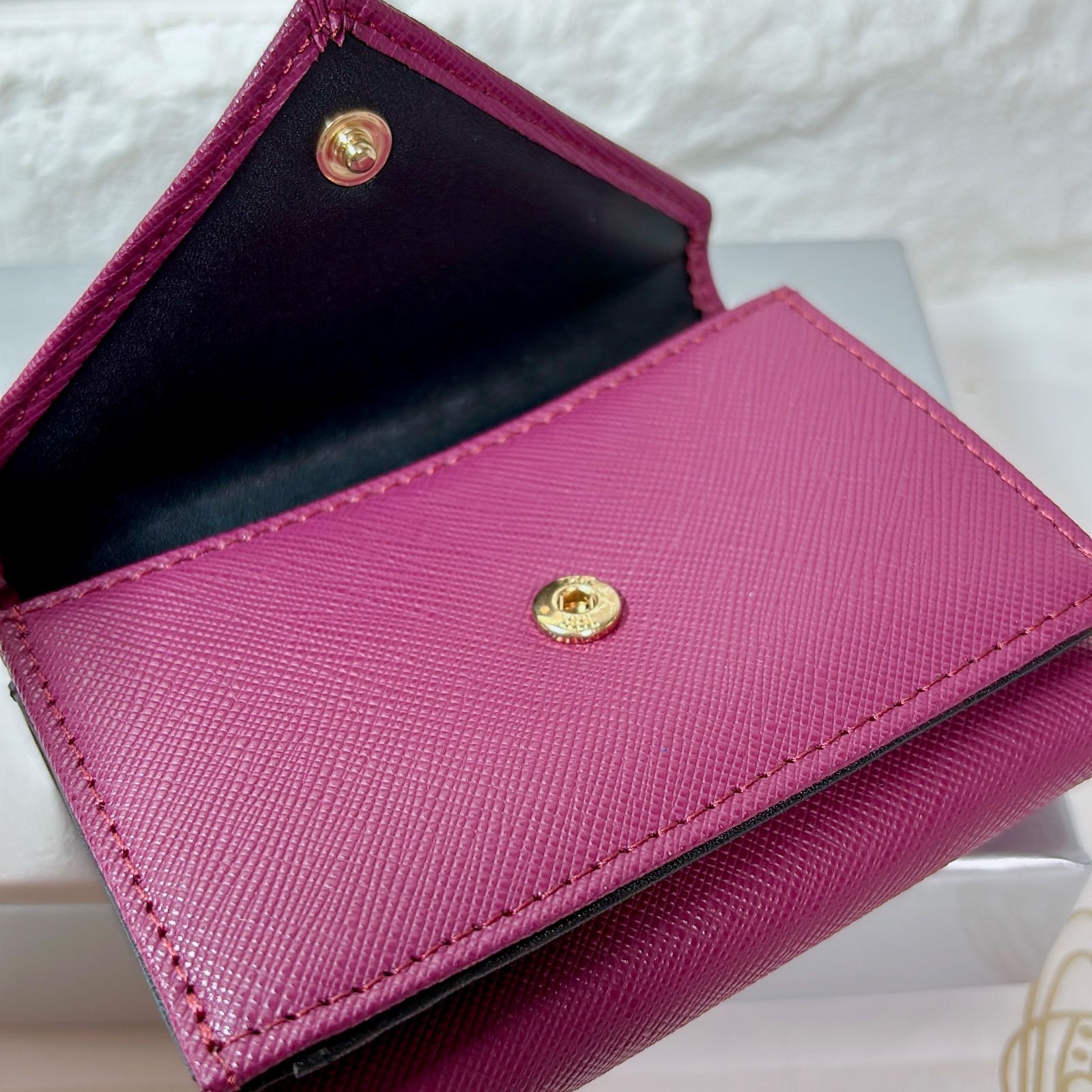 vivienne westwood 三つ折り財布 ボルドー 美品】 ヴィヴィアン