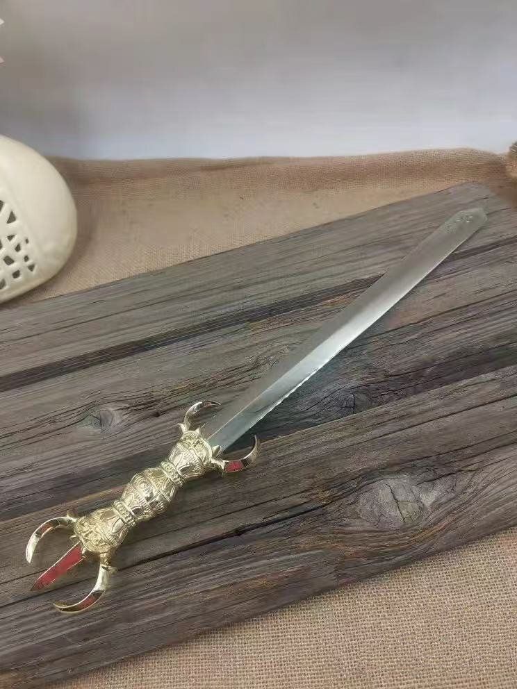 密教法具 寺院仏具 上品 不動明王剣 三鈷剣 銅製 磨き仕上げ 長さ39cm