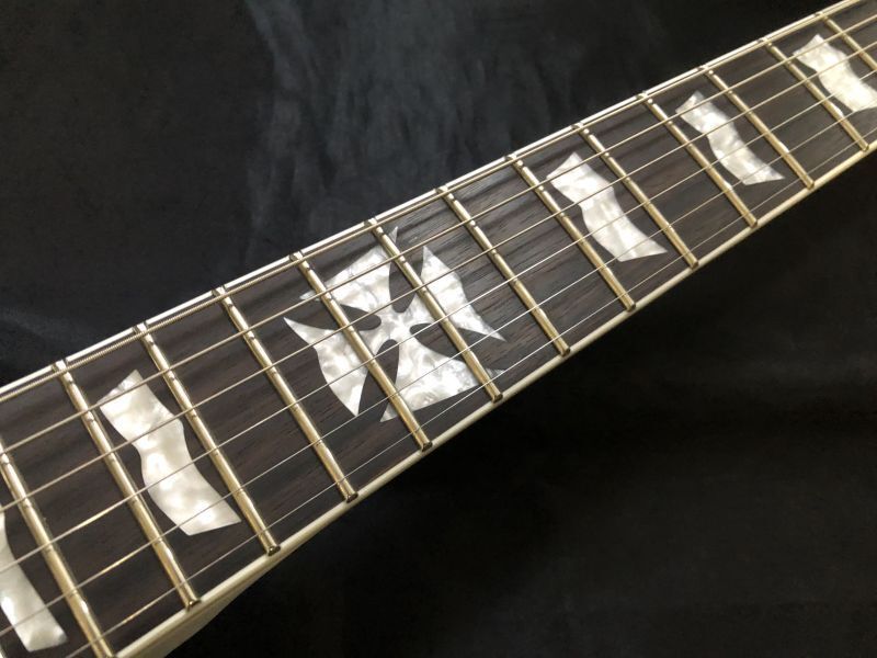 LTD / IRON CROSS Snow White / James Hetfield Signature Model