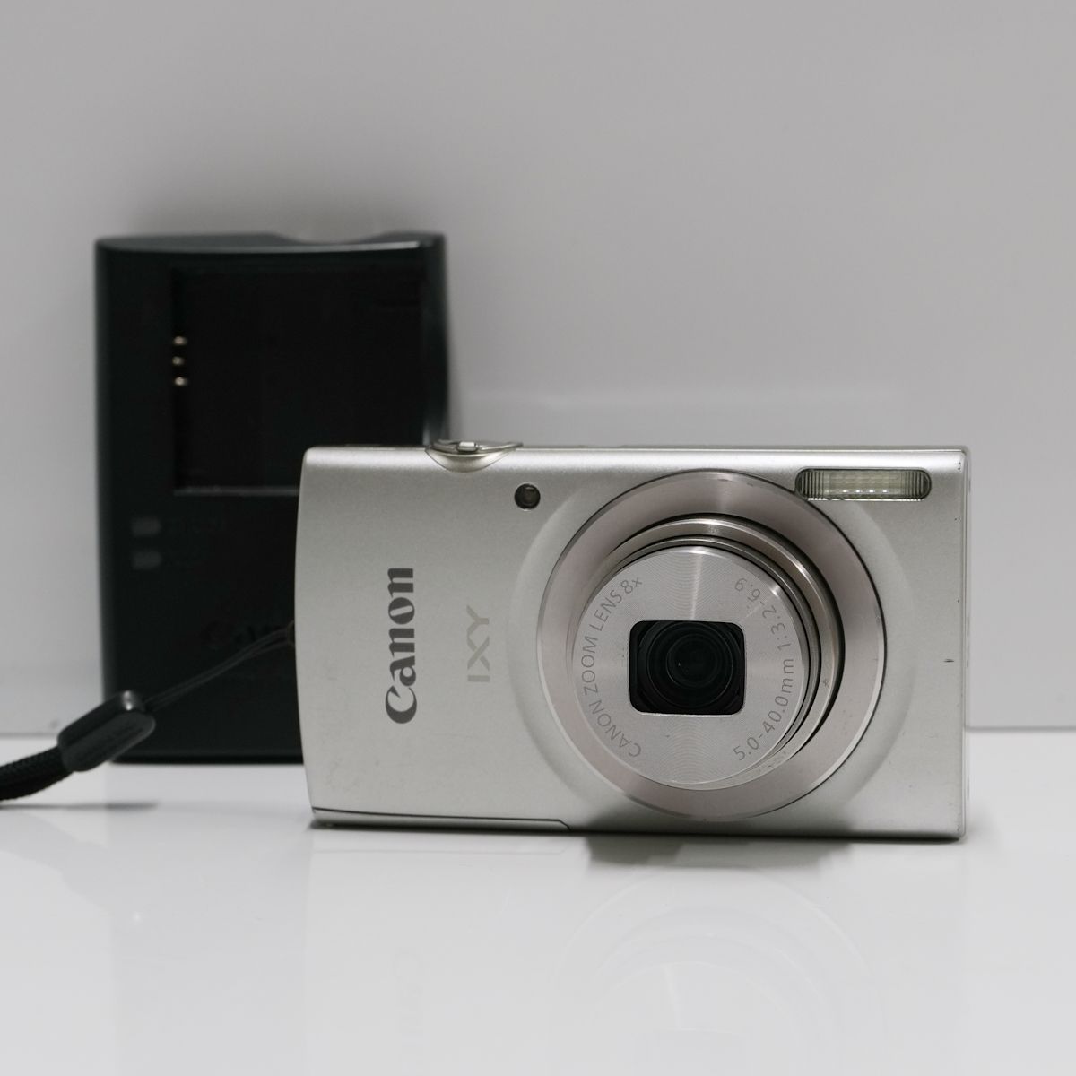 Canon IXY 200 USED美品 コンパクトデジタルカメラ 光学8倍ズーム 