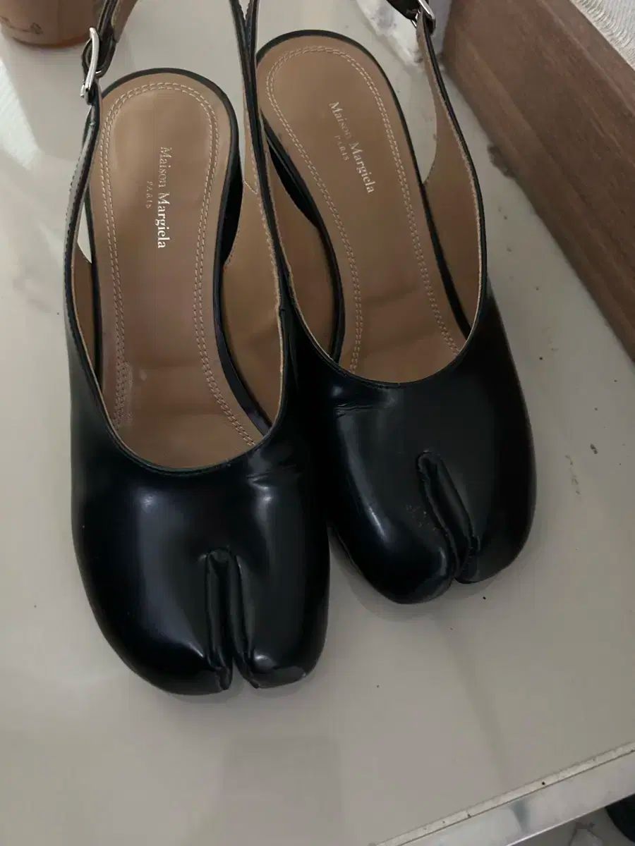 メゾンマルジェラ 足袋 ヒール サンダル ブラック