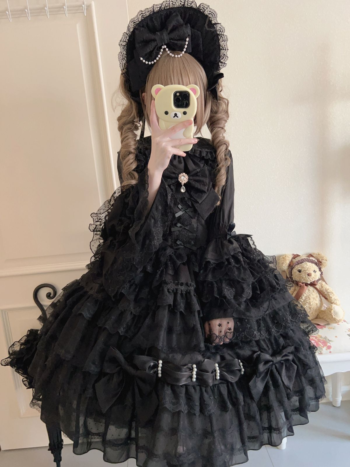 ブラック
