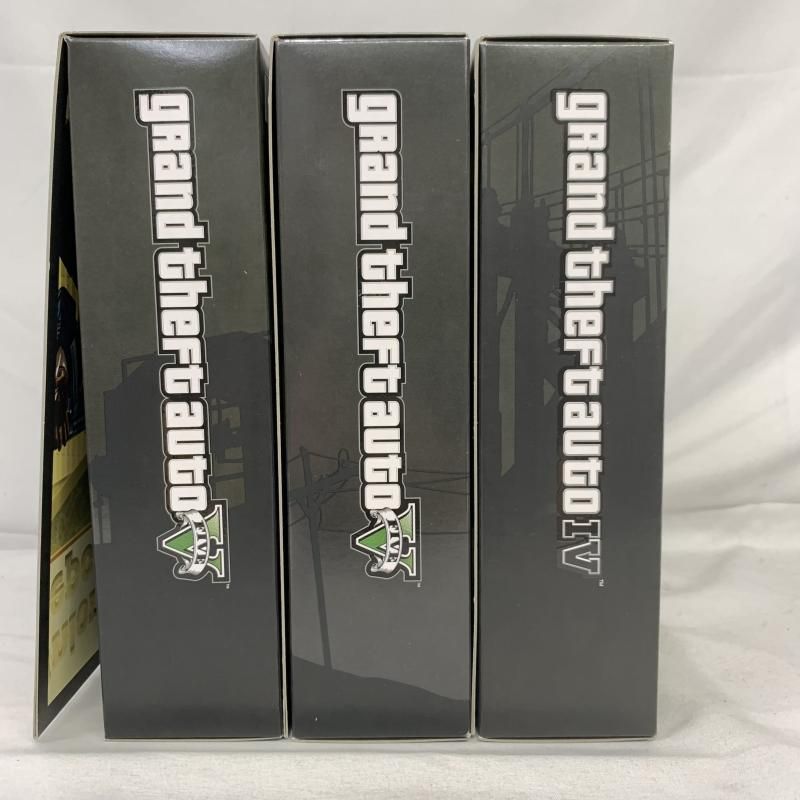 中古】未開)KUBRICK grand theft auto V + Ⅳ 3種ｾｯﾄ[91] - メルカリ
