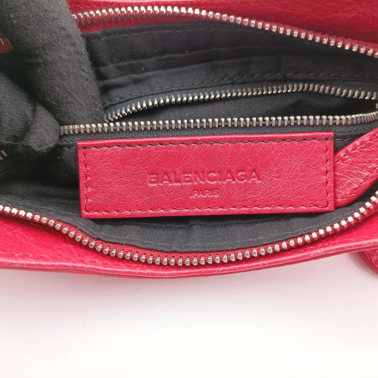 バレンシアガBalenciagaジャイアントヒップレッドラムスキン237203.6213.D.002123