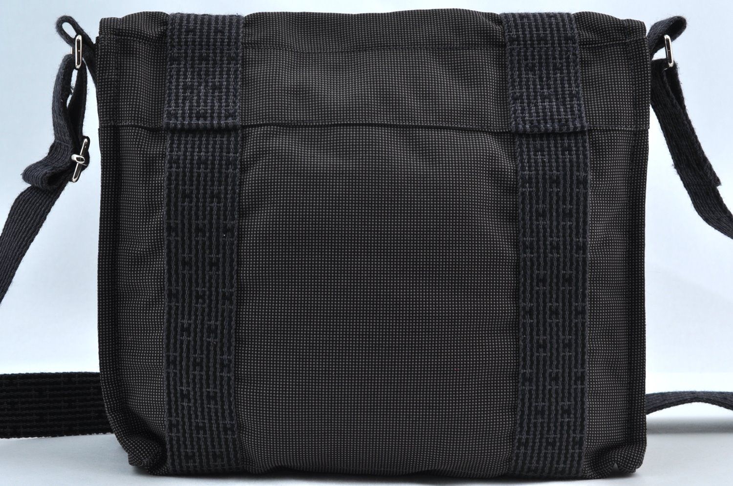 エルメス HERMES リュックサック エールラインアドMM ポリアミド×ポリエステル ライトグレー×黒 旧型金具 バッグ HERMES エルメス エールライン サックアドPM リュックサック バック