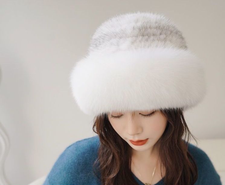 新品 上質クロスミンクと上品なフォックスの編込みハット ギフトプレゼント 新品 上質クロスミンクと上品なフォックスの編込みハット ギフト