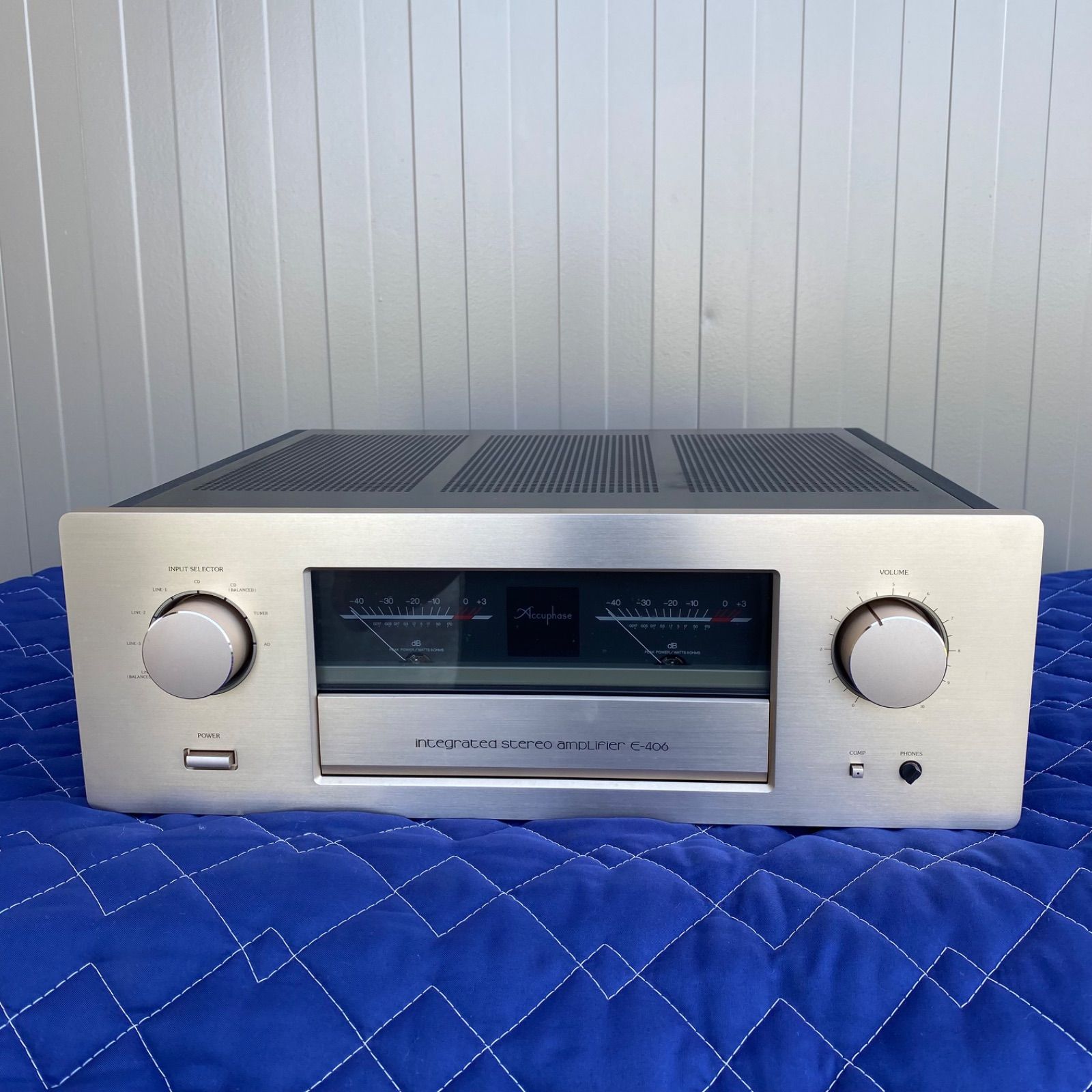 アキュフェーズ Accuphase プリメインアンプ Accuphase E-406
