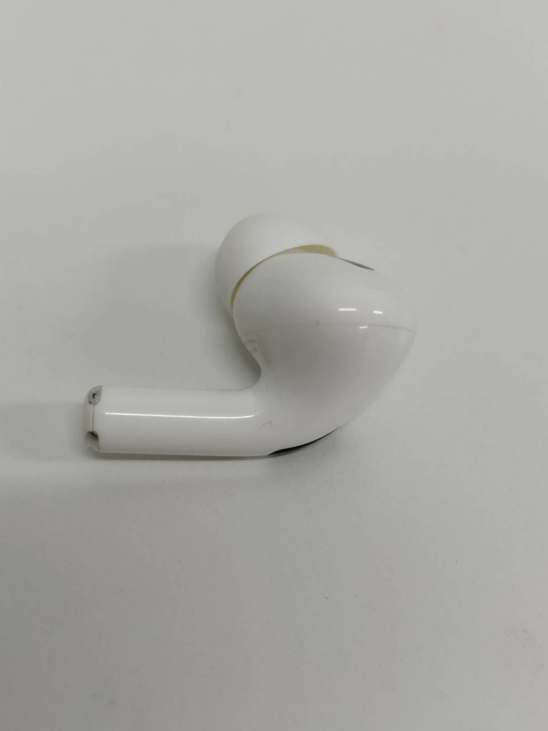AirPods Pro 2 右耳のみ イヤホン A2698 右耳 Airpods Pro 第2世代 右