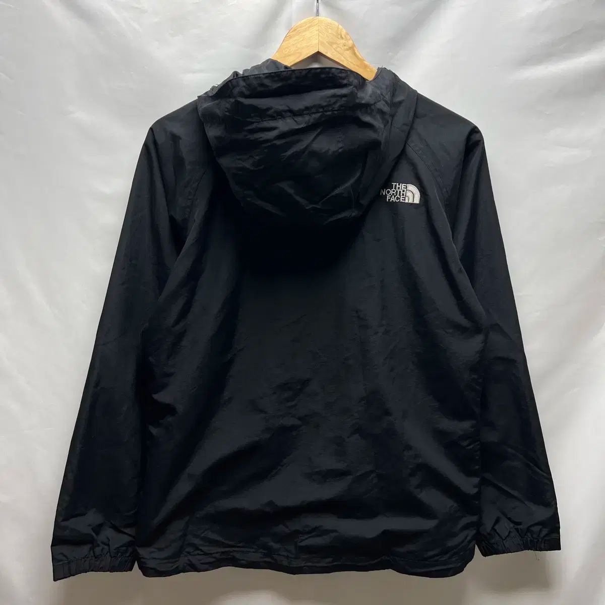 THE NORTH FACE ウィンドブレーカー ブラック ザ・ノース・フェイス THE NORTH FACE THE NORTH FACE NEW