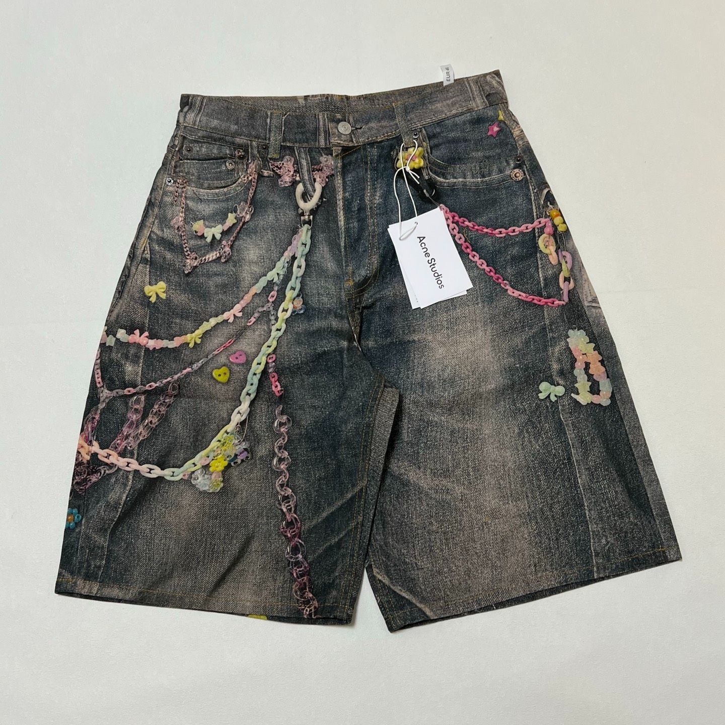 SHORTS -