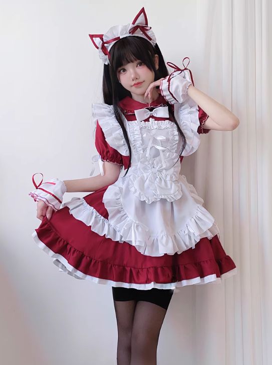 かわいいクリスマス新年猫のコスプレメイド服Lolitaのワンピース
