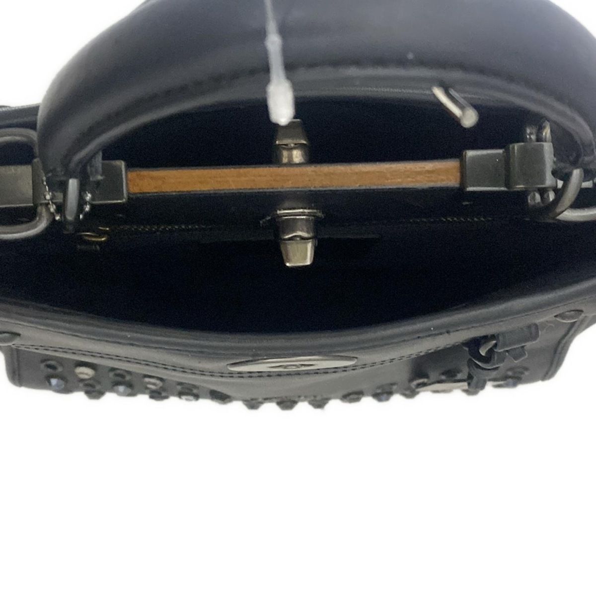 COACH(コーチ) ハンドバッグ - 33622 黒 ラインストーン レザー - メルカリ 