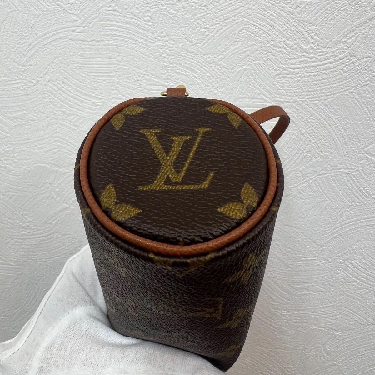 美品 LOUIS VUITTON モノグラム パピヨン アクセサリーポーチ ルイヴィトン パピヨンアクセサリーポーチ モノグラム ルイヴィトン