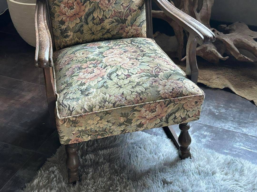 ヴィンテージ　アンティーク　アームチェア　ろくろ調　ソファ　ゴブラン模様 ヴィンテージ アンティーク アームチェア ろくろ調 ソファ ゴブラン