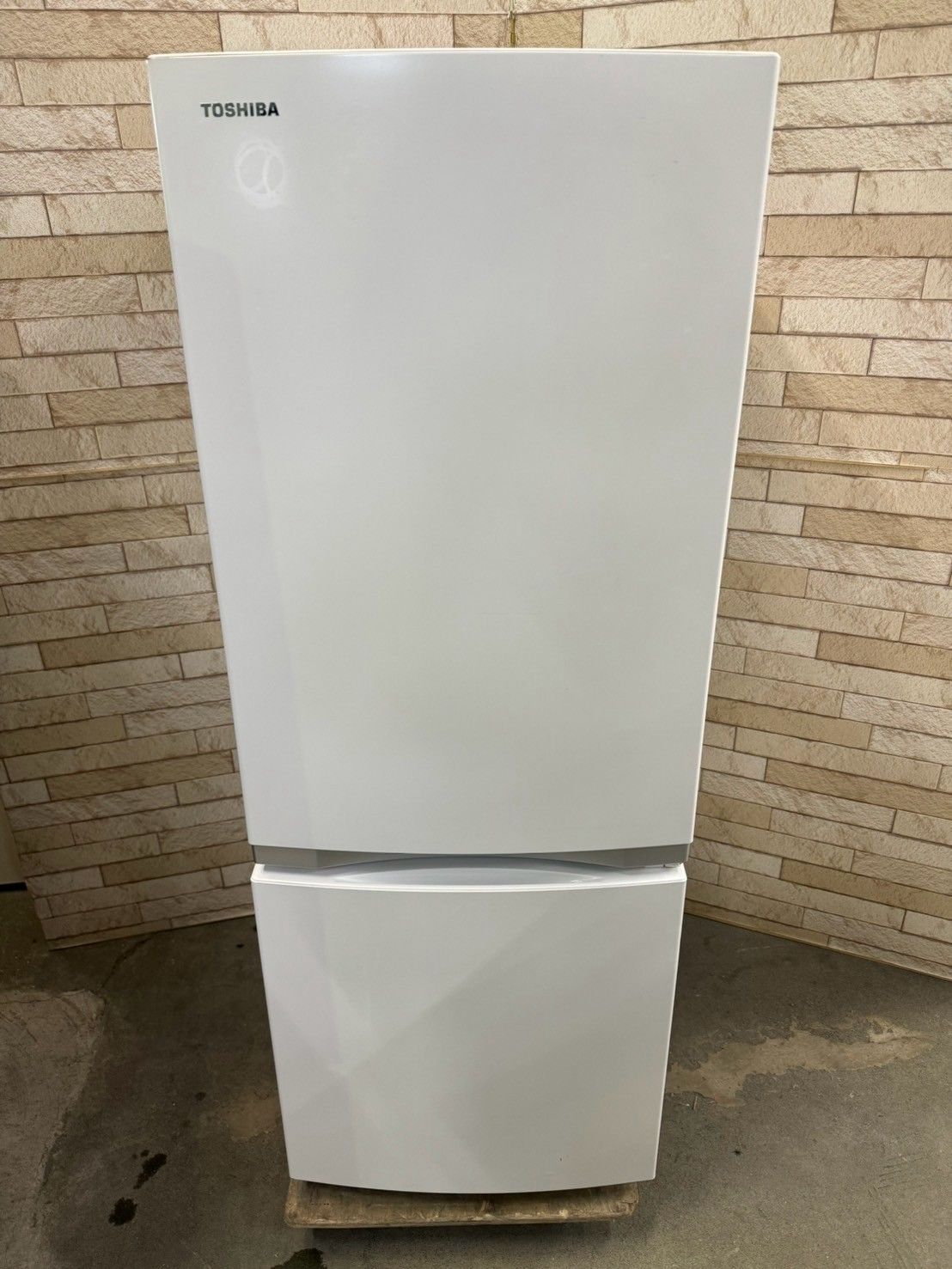 送料無料】 東芝 2ドア 冷蔵庫 153L 2020年製 GR-R15BS 地域限定！配送無料