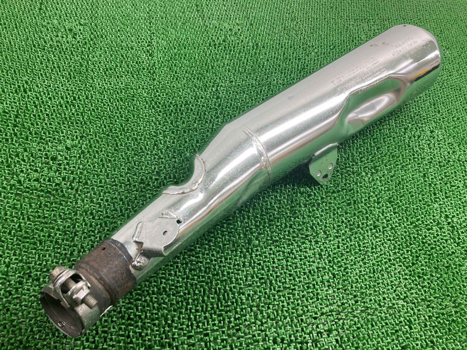 CB1100 サイレンサーマフラー 左 MGC E2 ホンダ 純正 中古 バイク 部品 SC65 e4 ノーマル コケキズ無し 品薄 車検 Genuine hZ CB1100 サイレンサーマフラー 左 MGC E2 ホンダ 純正 中古 バイク 部品