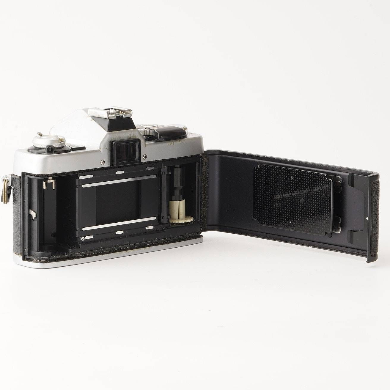 MINOLTA XG-E MD ROKKOR 50mm F1.4 ジャンク品 カメラ ミノルタ XG-E