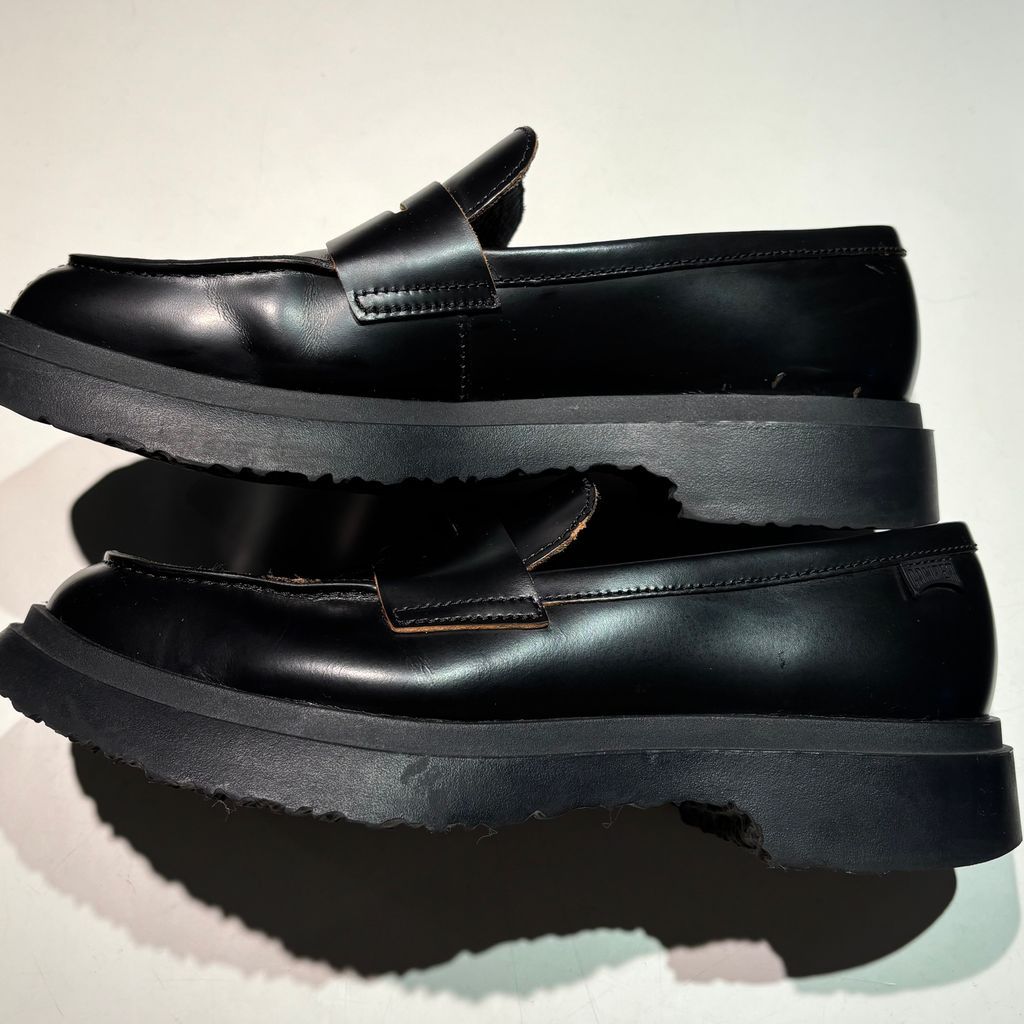 最安値！CAMPER カンペール ブラック ローファー CA748BW18486_fw_thumbM.jpg