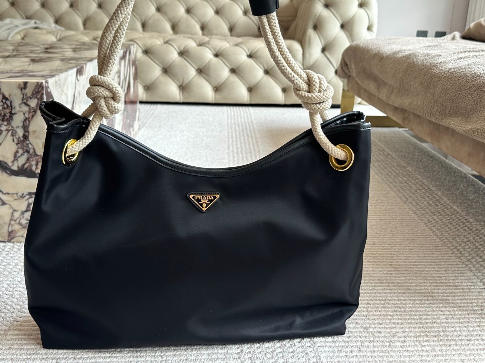 今日特価】Prada Tote プラダ トートバッグ 送料無料！在庫限定