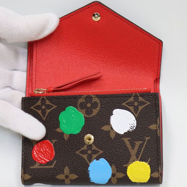 ゴールド金具