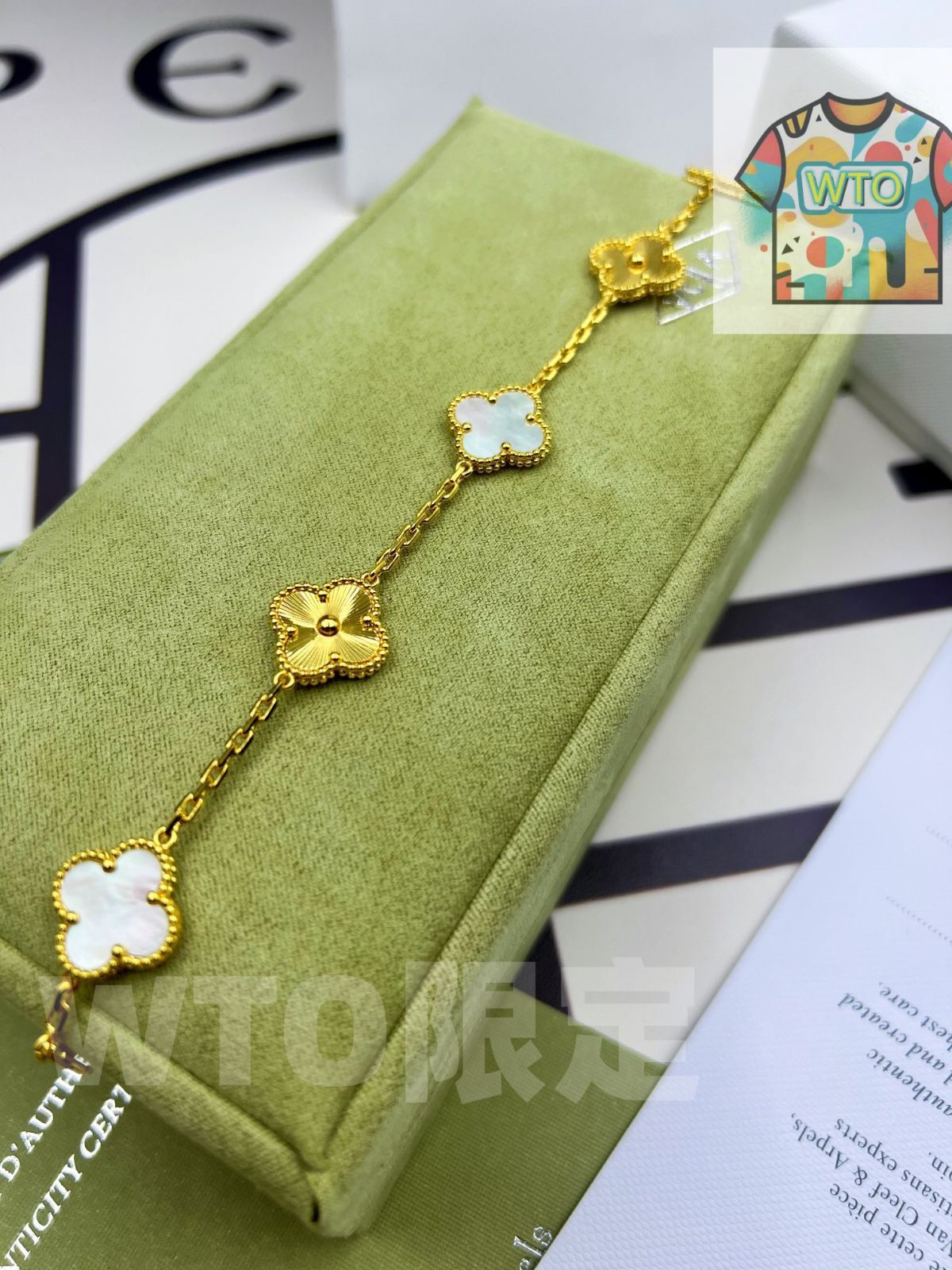 希少 Van Cleef & Arpels クローバーネックレス パールホワイト クローバー ネックレス【18mm】シルバー×ホワイトパール | ASK