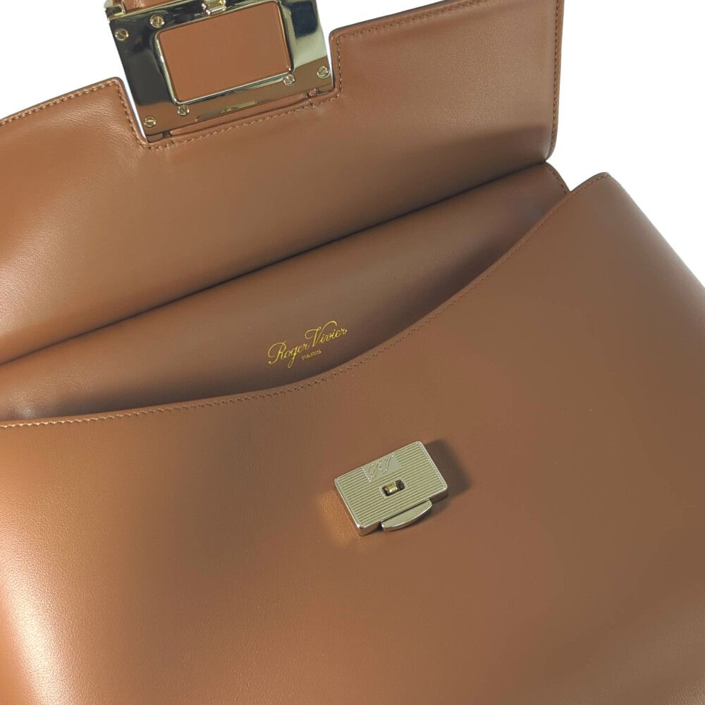 Roger Vivier ロジェヴィヴィエ カバス･2WAYハンドバッグ ショルダー RBWAMAAD200IDJ1X68 ブラウン プレゼント 記念日 オールシーズン ♀ A レディース 593709 DECORATOM_COM_BR