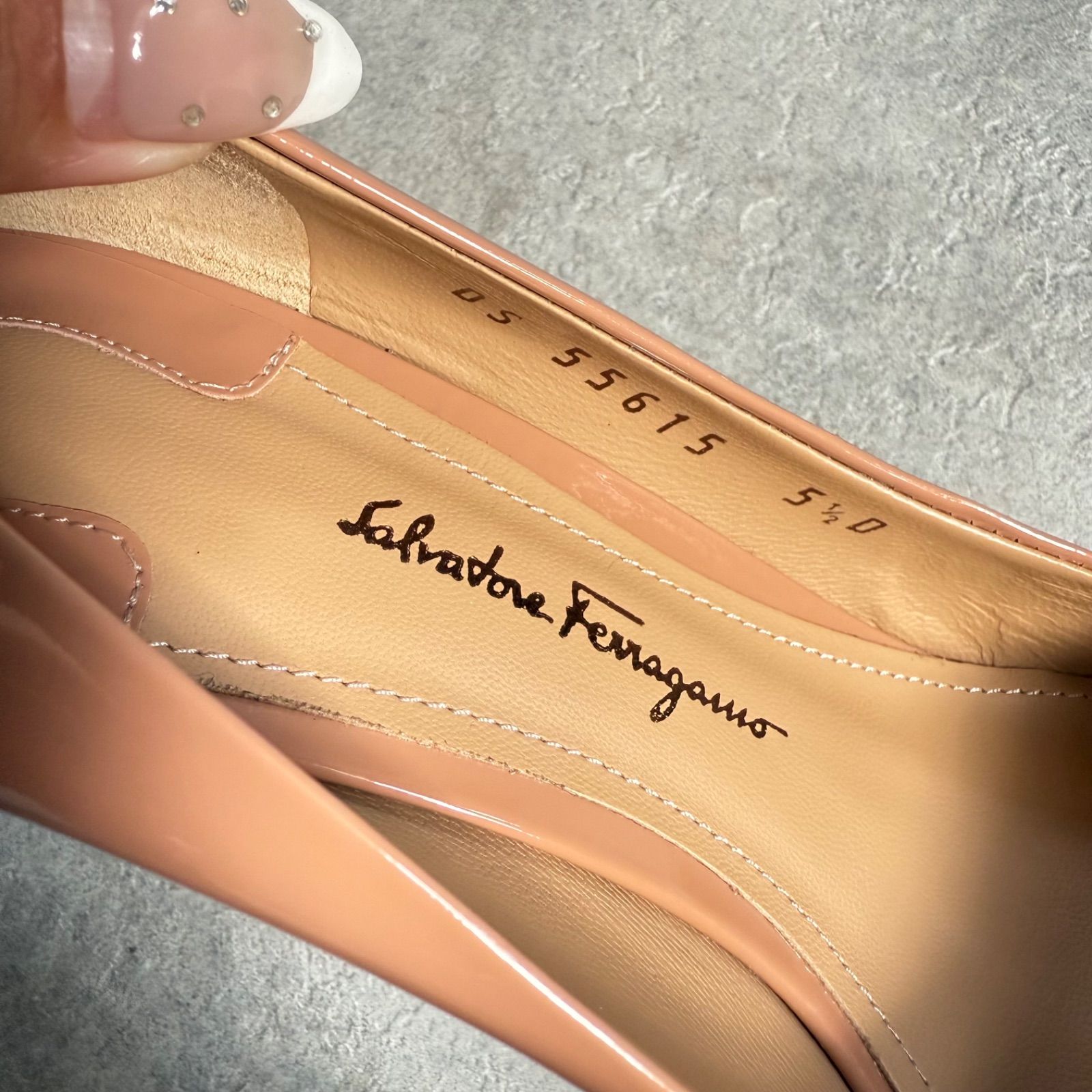 サルヴァトーレフェラガモ