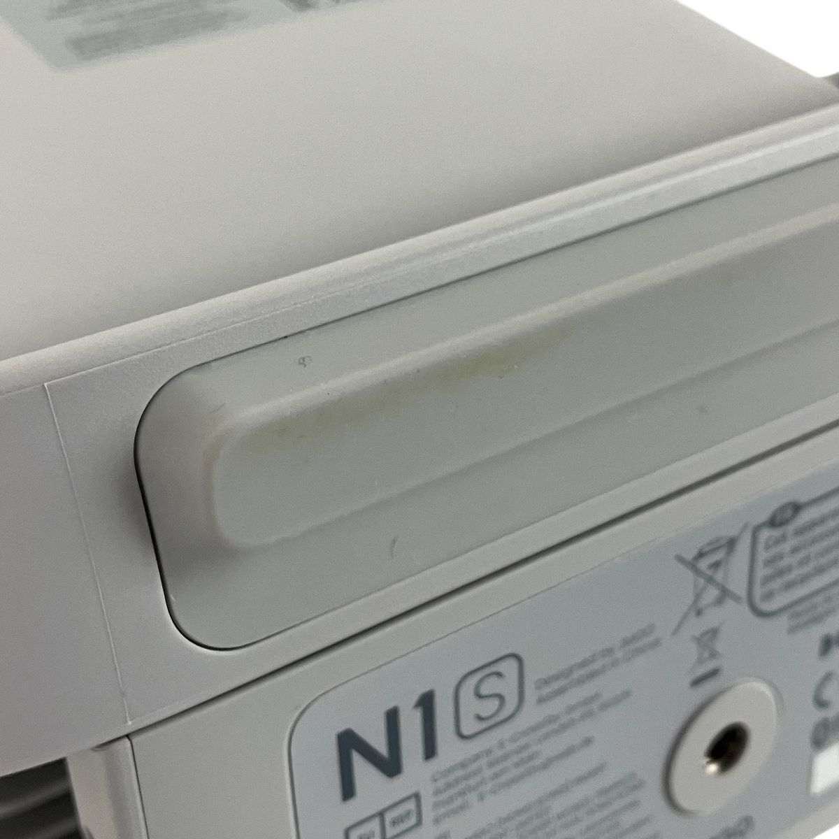 N1S レーザープロジェクター
