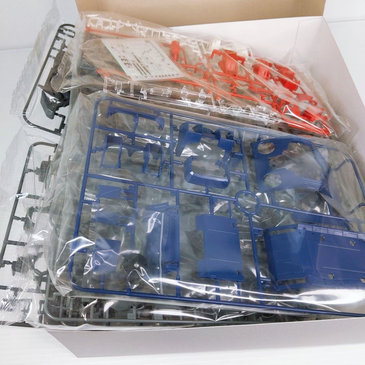【未組み立て】ガンプラ　15箱セット★ 616aDNzWcqL._UF350,350_QL50_.jpg