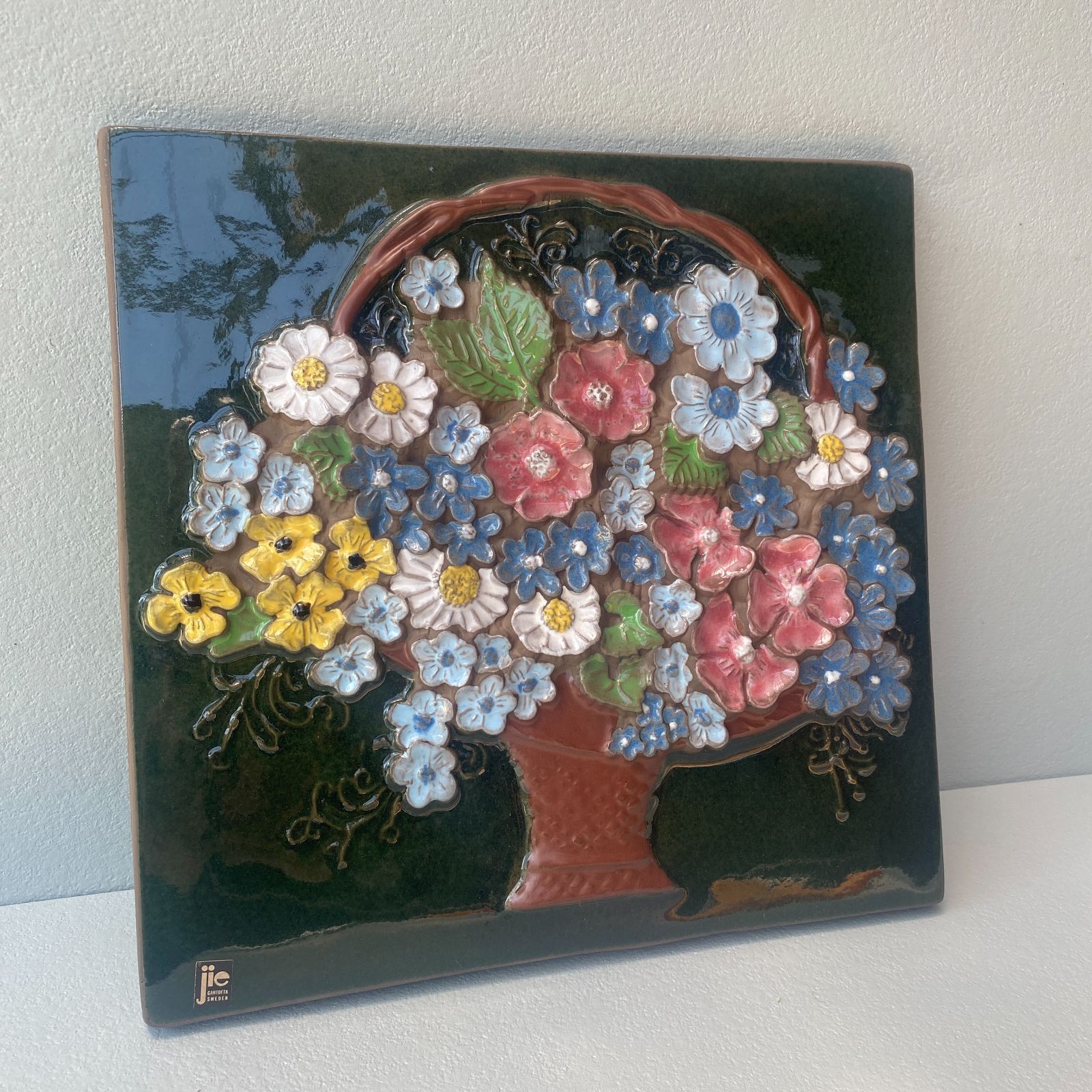 Jie Gantofta 陶板の壁掛け フラワーバスケット 花 バスケット