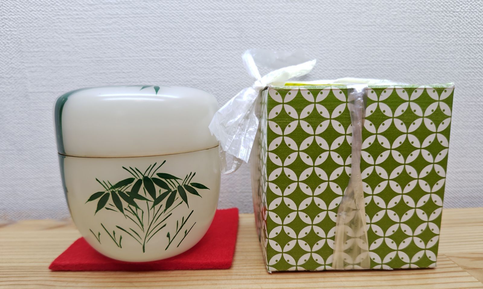 逢絢亭・新品】茶道具 棗 中棗 竹の絵 半透明クリア 樹脂製 職人さん