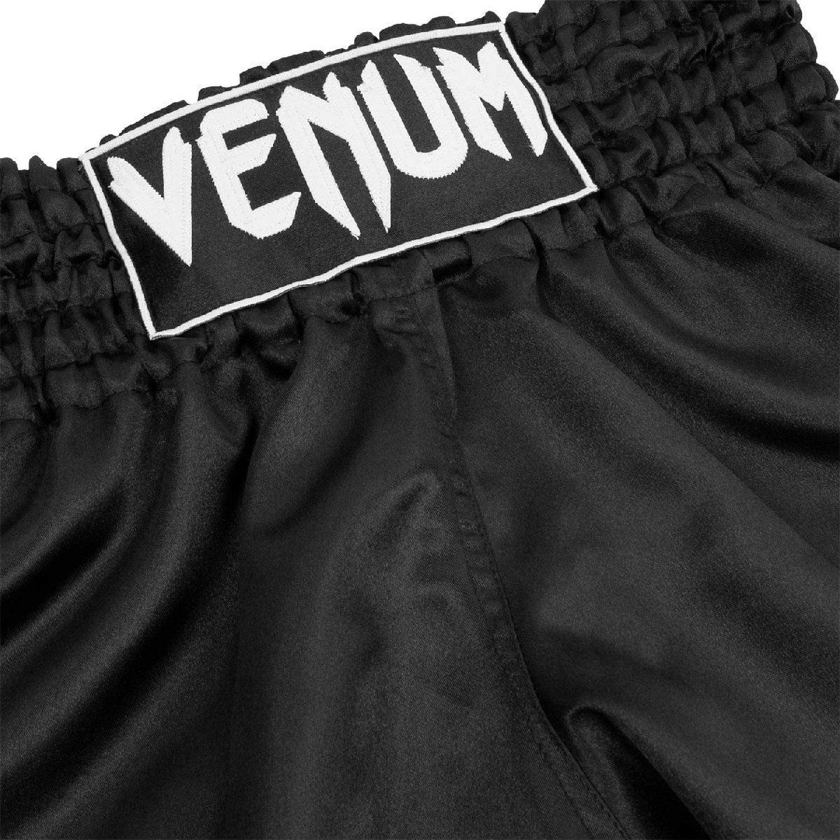 venum ハーフパンツ Mサイズ - ボクシング