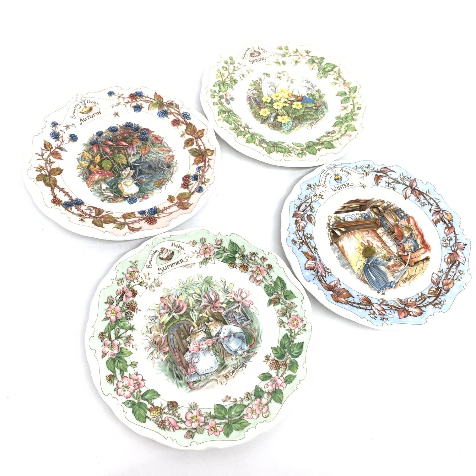 ロイヤルドルトン ブランブリーヘッジフォーシーズン プレート 皿 4枚セット Royal Doulton Brambly Hedge - メルカリ