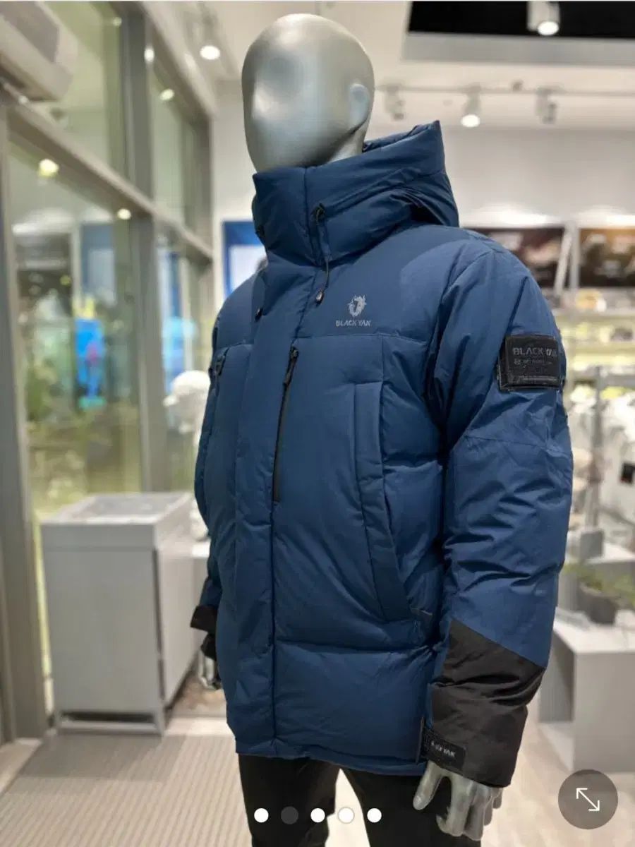 BLACK YAK(ブラックヤク) m センチネル グースダウン 新品 100