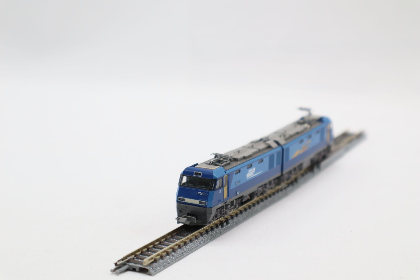 KATO3045 EH200 - 鉄道模型