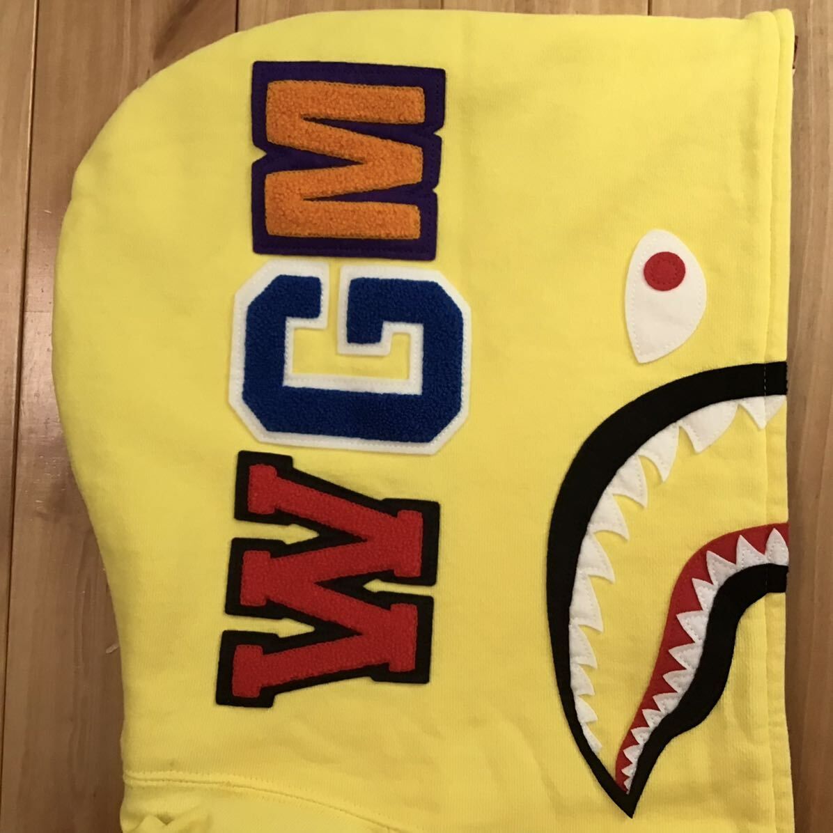 2010年 ネオン シャーク パーカー Lサイズ NEON shark full zip hoodie