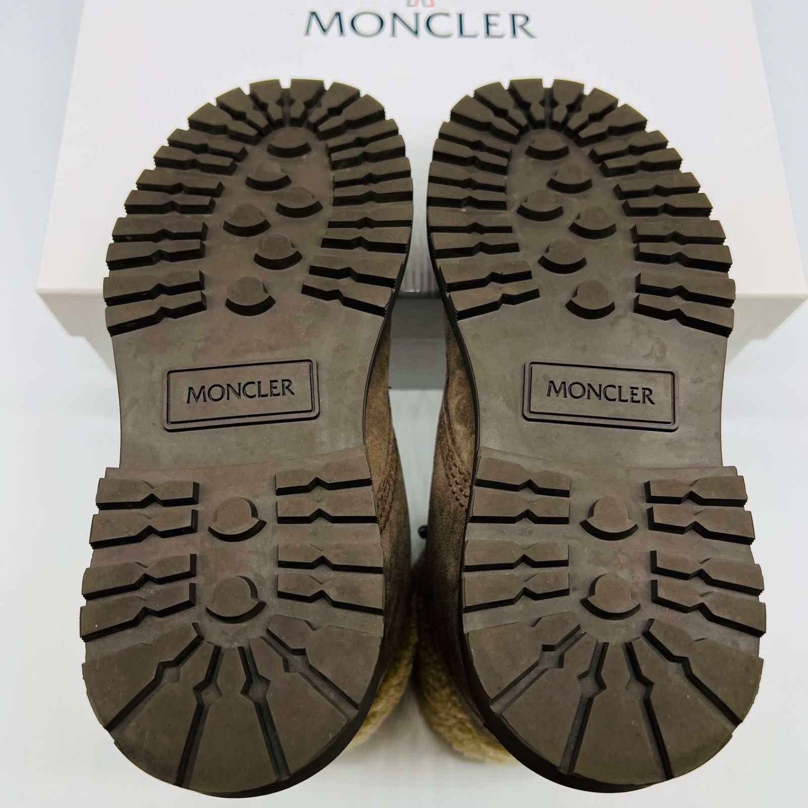 MONCLER ブラウン スエード ブーツ 36 30921794_59948409_1000.jpg