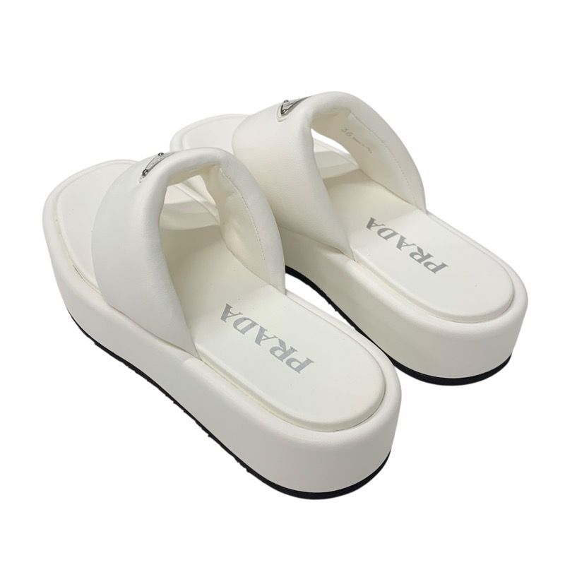 プラダ PRADA サンダル 靴 シューズ レザー ホワイト 白 未使用