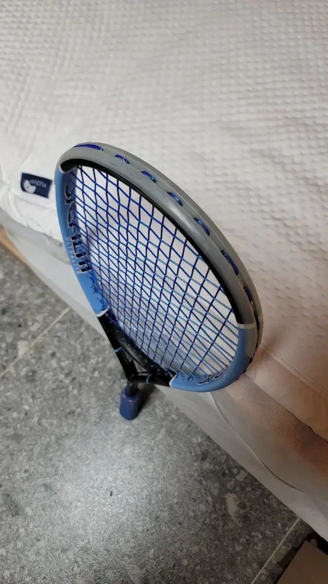 ヘロウ STEALTH ウルトラライト スカッシュ ラケット