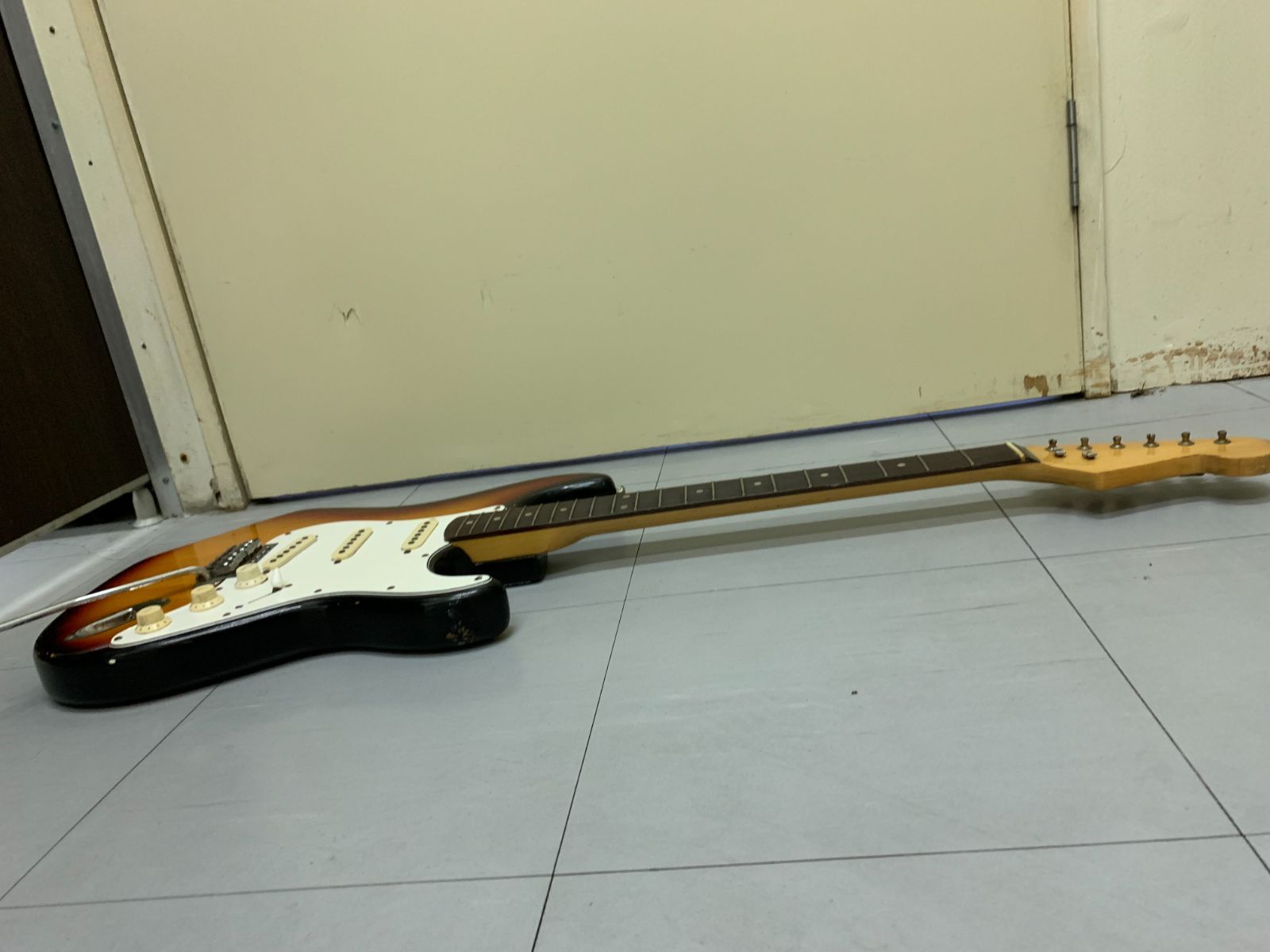 エレキギター ノーブランド ジャンク品 - メルカリ